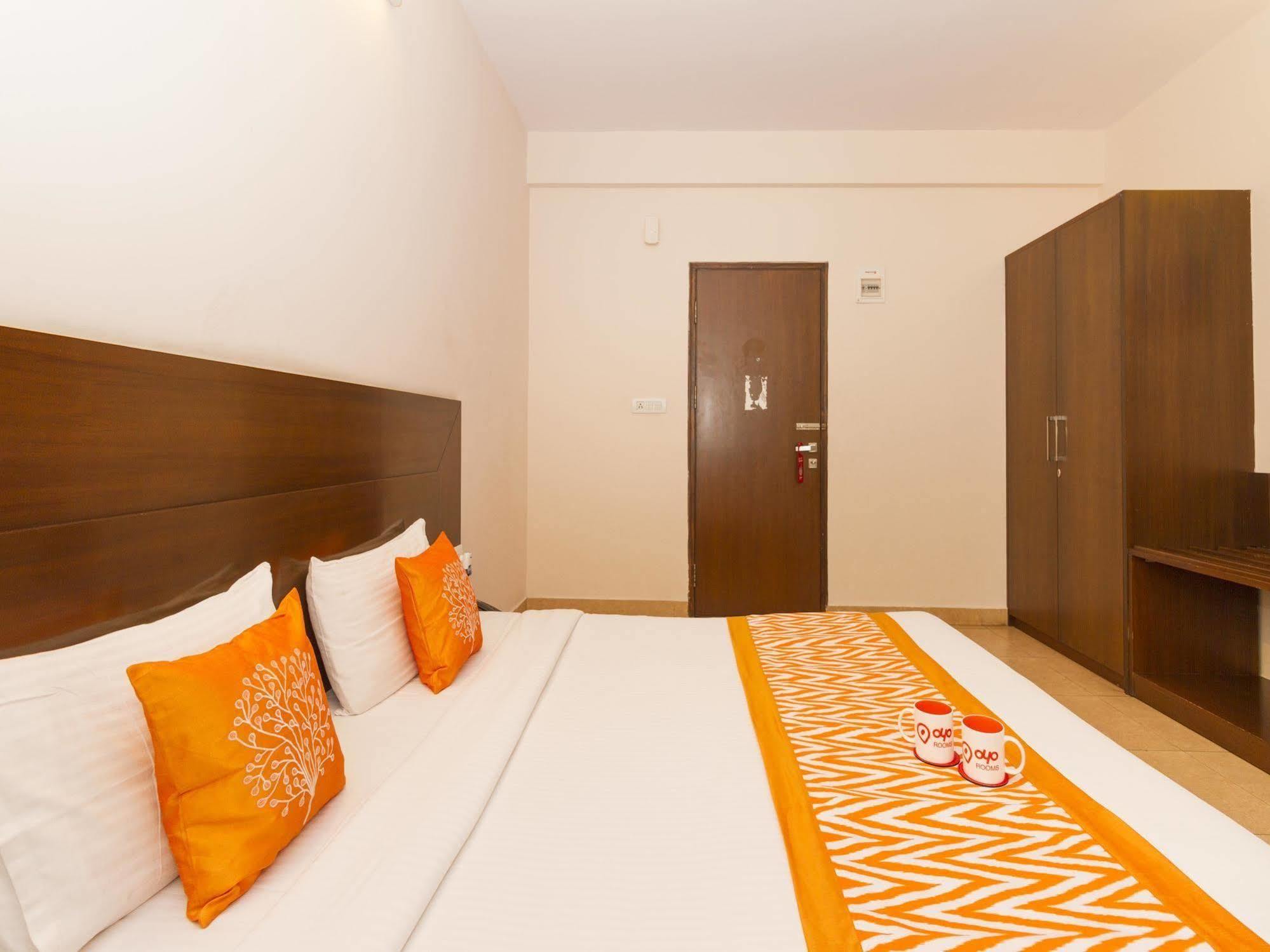 Oyo Rooms Rt Nagar Bangalore Exteriör bild